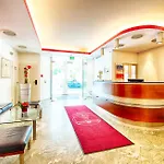 Leonardo West 4* Munich
