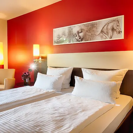 Hotel Leonardo West 4*