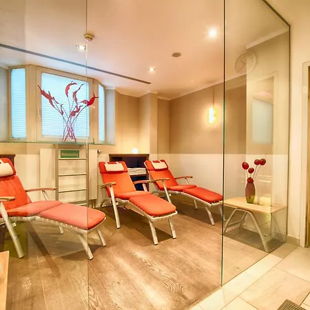 Leonardo West Otel