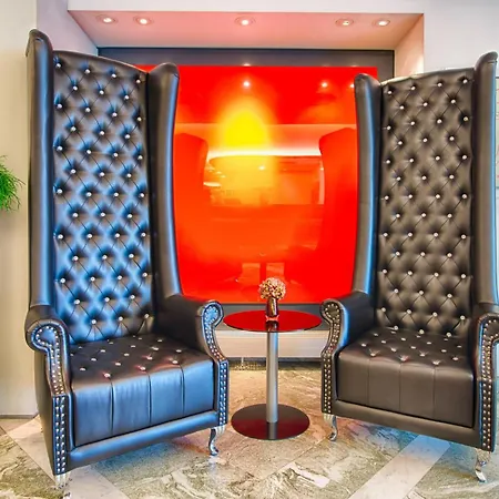 Leonardo West Otel 4*
