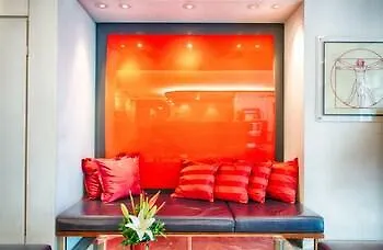 Отель Leonardo West 4*