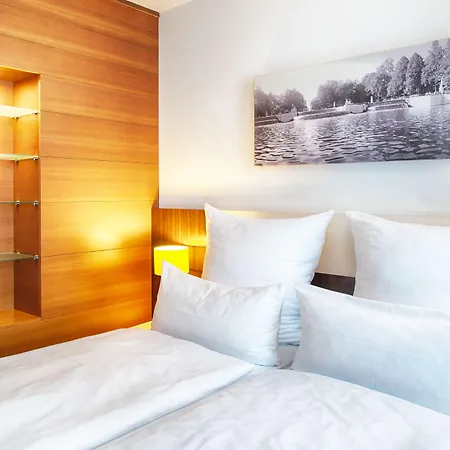 Leonardo West Hotel Monachium