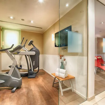 Hotel Leonardo West 4*