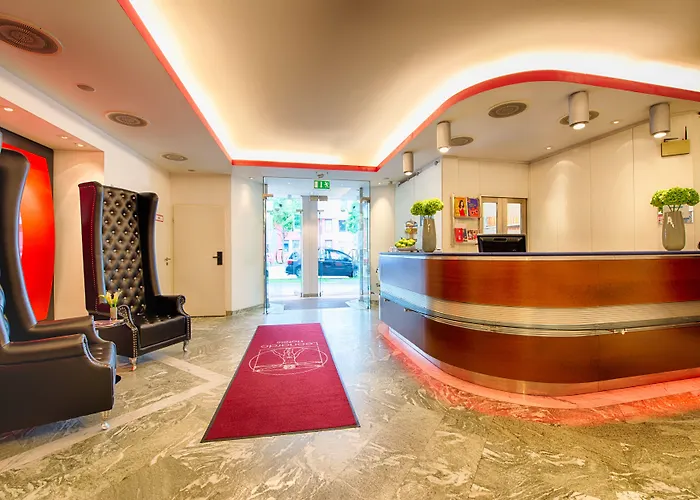 Hotel Leonardo West 4*