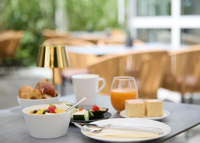 Leonardo West Hotel Monachium