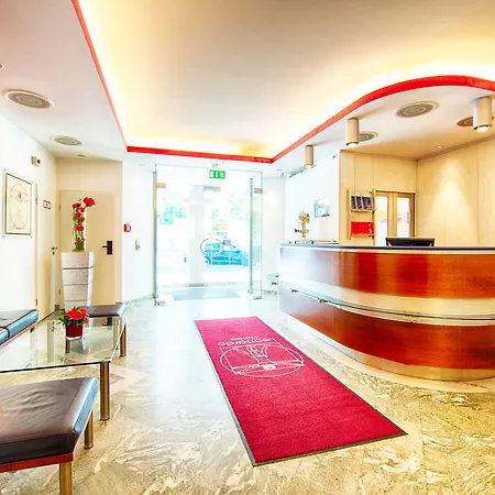 Leonardo West 4* München